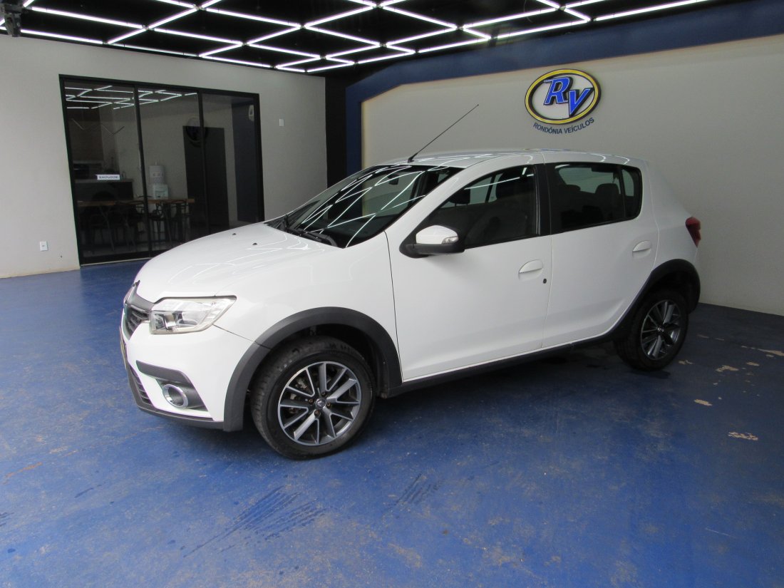 SANDERO INTENSE