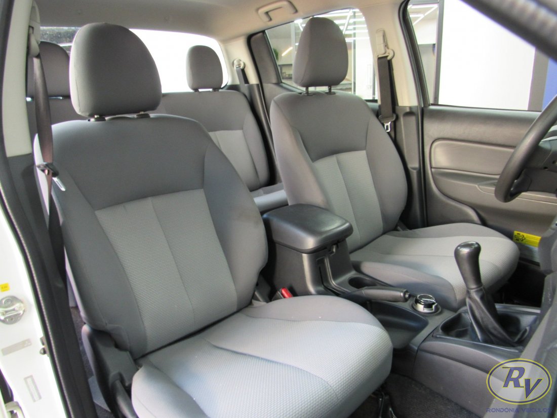 L200 TRITON GL SPORT