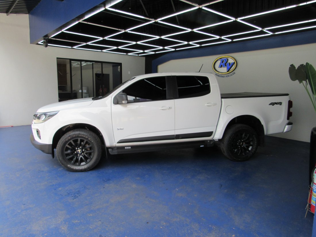 S10 LT