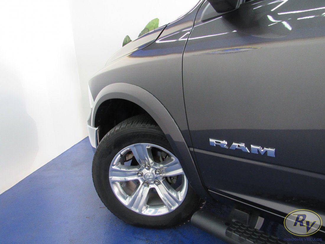 RAM CLASSIC LARAMIE