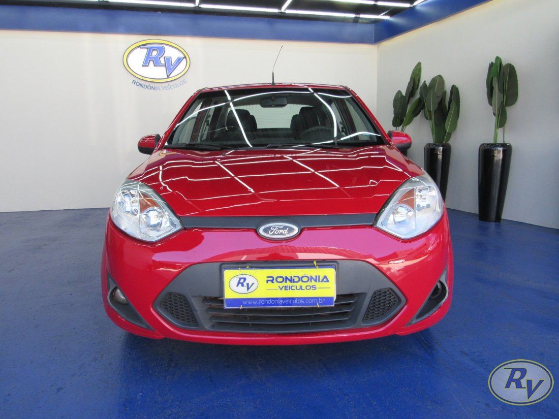 FIESTA SEDAN
