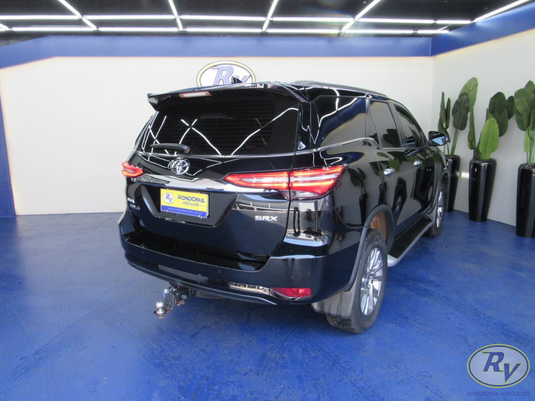 SW4 SRX