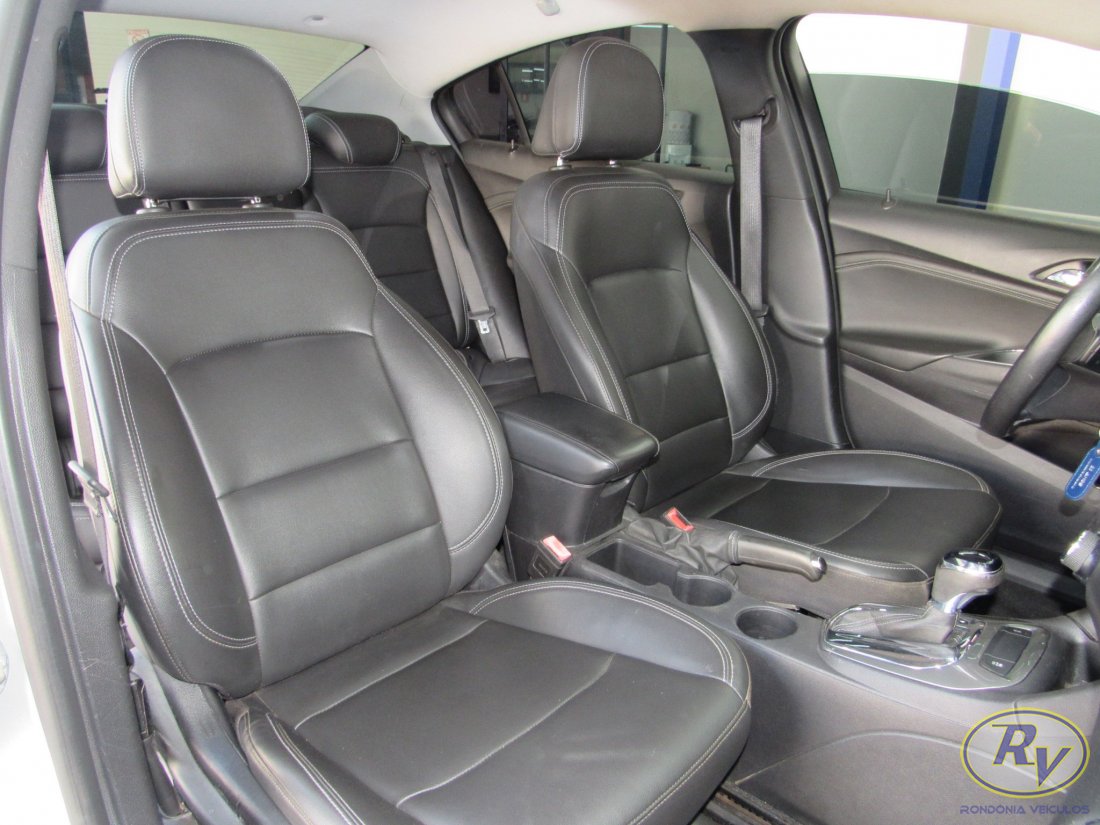 Cruze LT